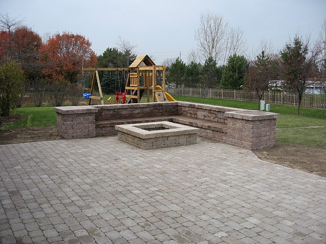 Weston sitting wall and fire pit built by Bob's Grading.